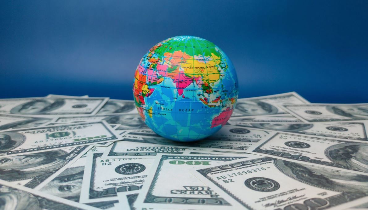 Threads That Bind the World’s Markets